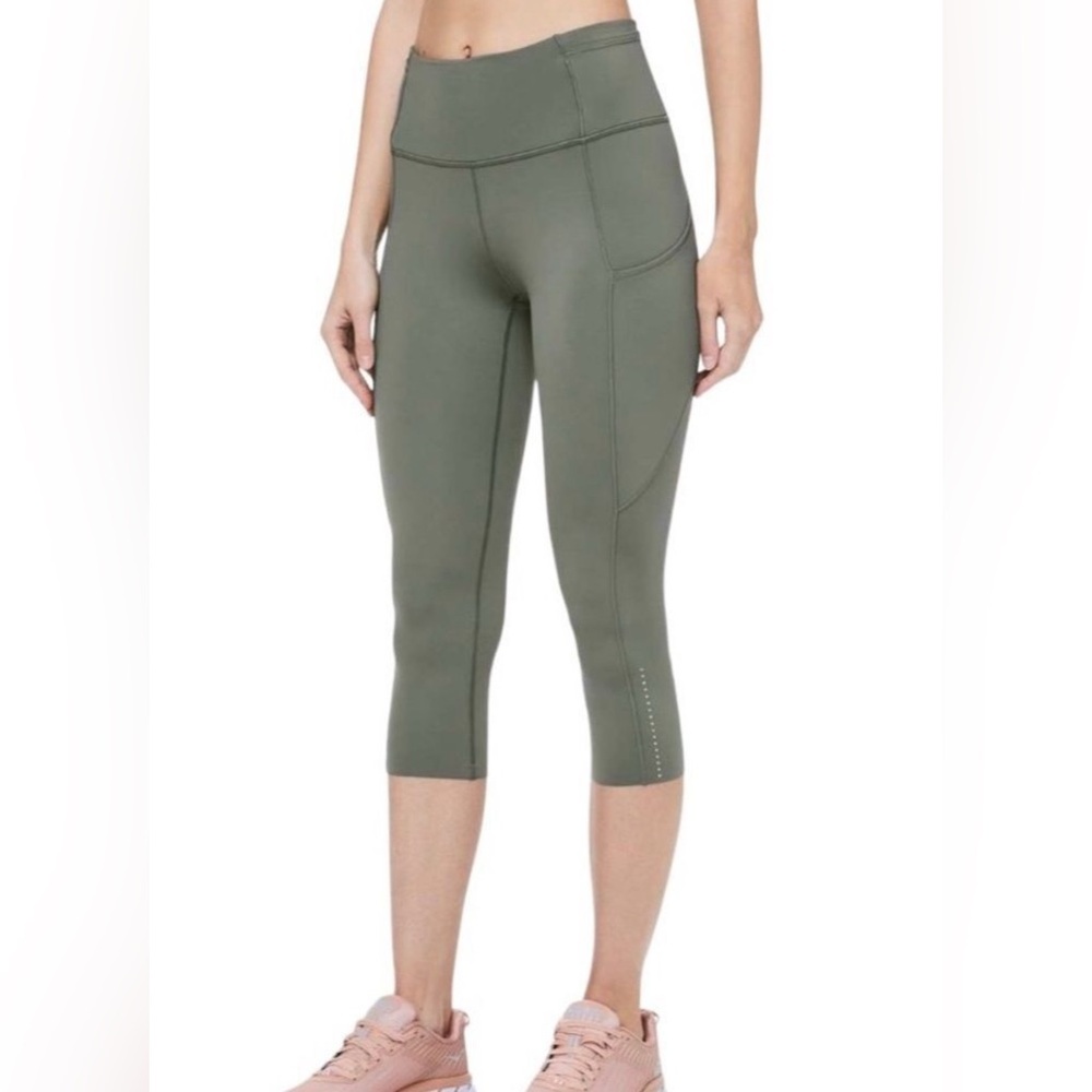 Lululemon Fast & Free Crop II *Nulux 19" Grey Sage size 10